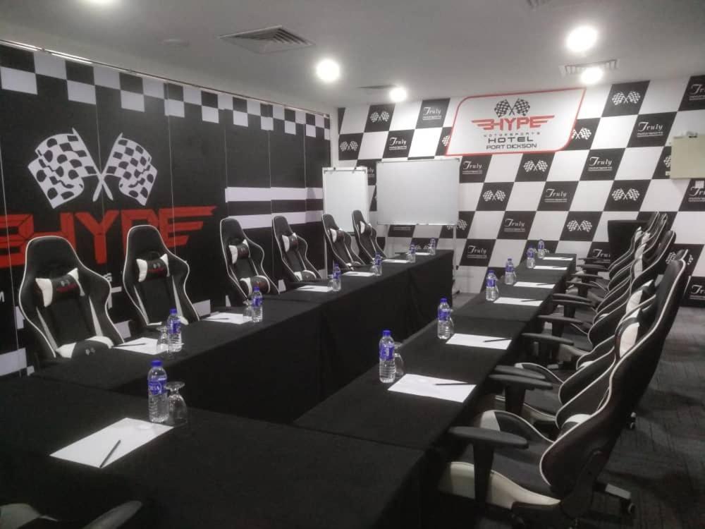 Hype Motorsports Hotel Port Dickson Exterior foto